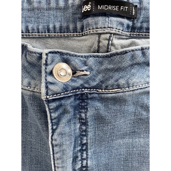 Lee Women Size 22 Denim Jeans Rhinestone Accents (see measurements!)‎ - Picture 4 of 5